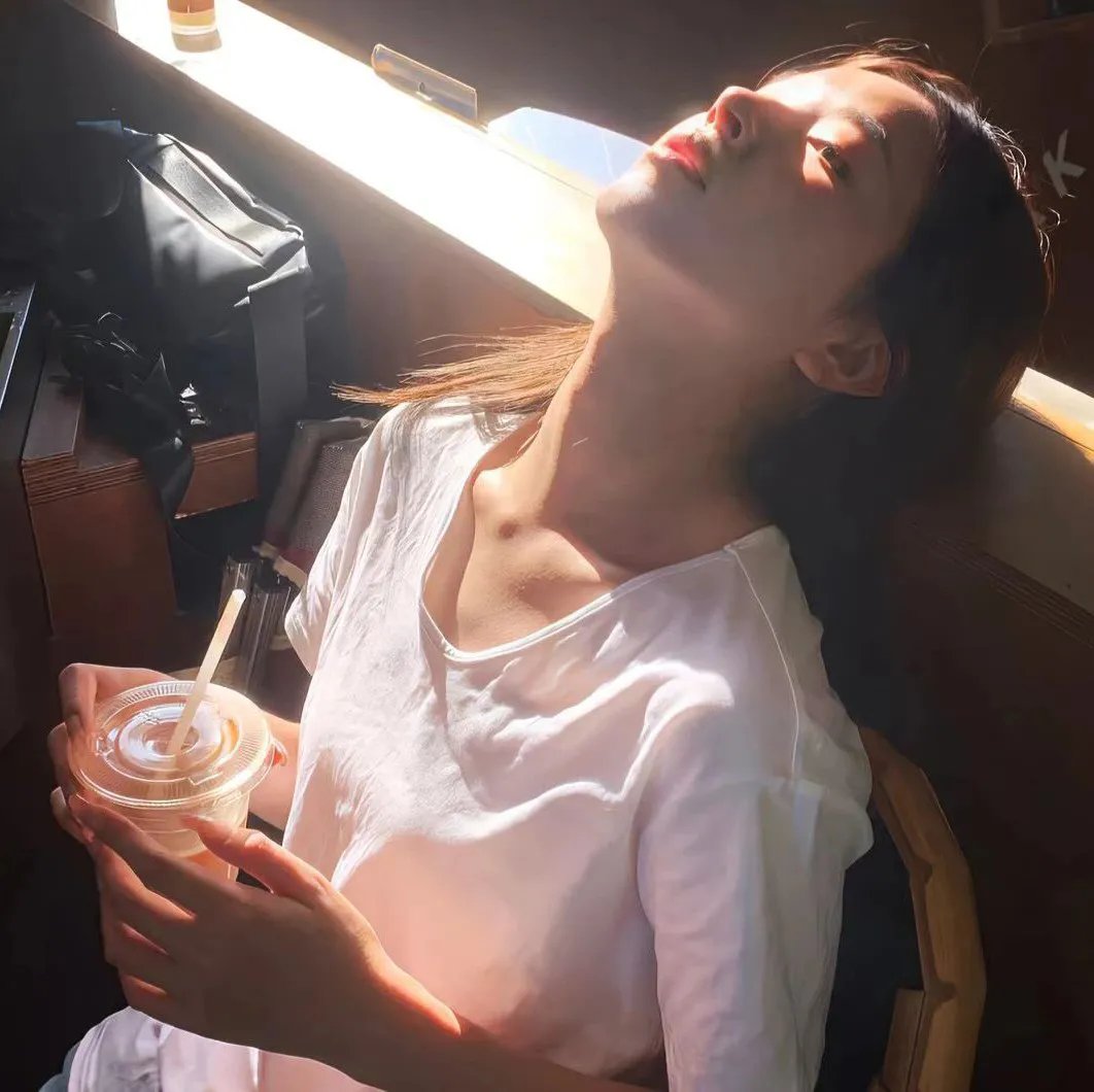 精灵高中：穿越惊幻蜕变